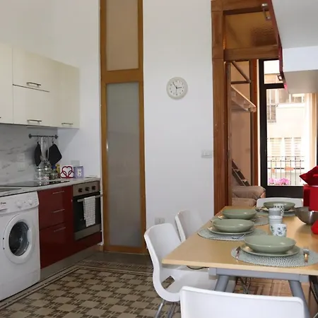 דירה The Singer's House *