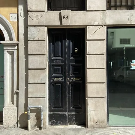 Lägenhet The Singer's House Bari